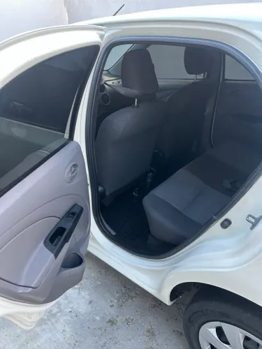 Toyota Etios XS 1.3 Flex 16V 5P Mec. 2013
