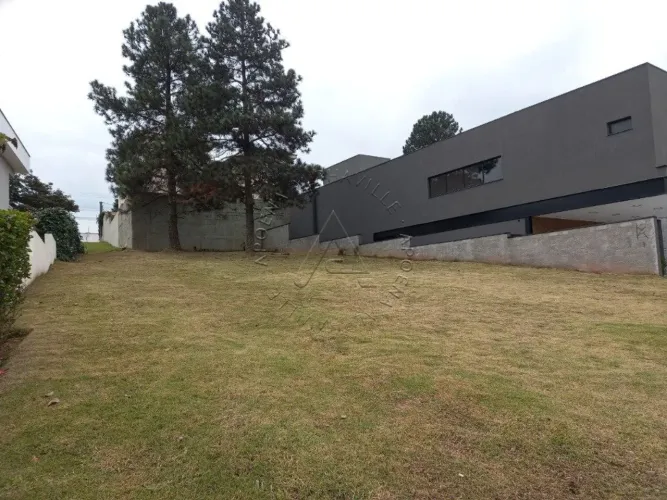 Terreno à venda em Barueri- Aldeia da Serra