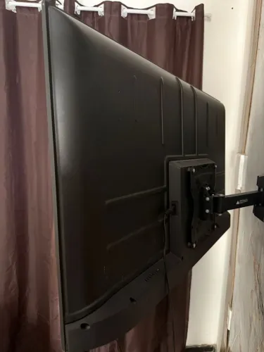 TV Britânia 43? smart- 7 meses de uso, com nota fiscal- R$1100