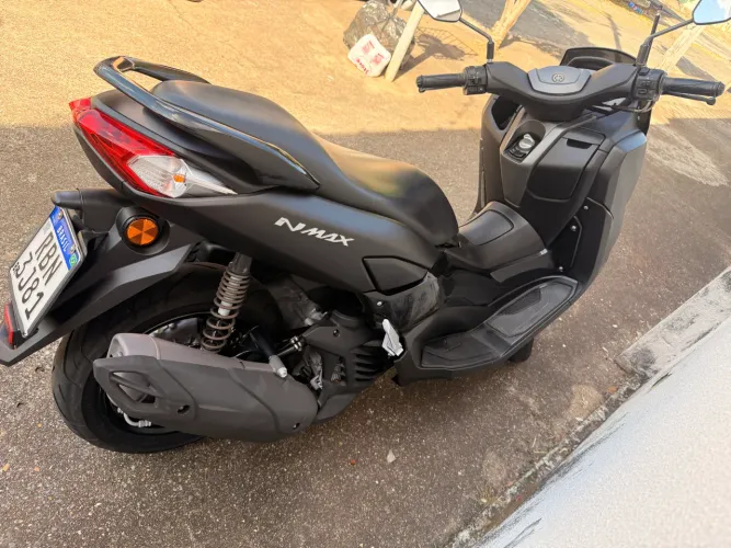 Vende-se moto