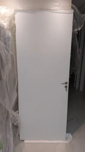 ? PORTA DE MADEIRA 2,10 m x 82 cm - COM FECHADURA INCLUSA! ?