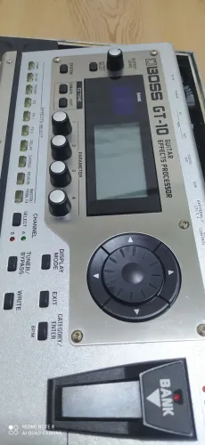 PEDALEIRA GT10 EXCELENTE ESTADO DE CONSERVAÇÃO.