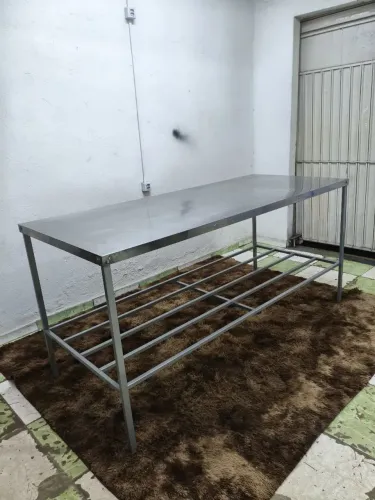 Mesa para Açougue, Cozinha Industrial - Inox 