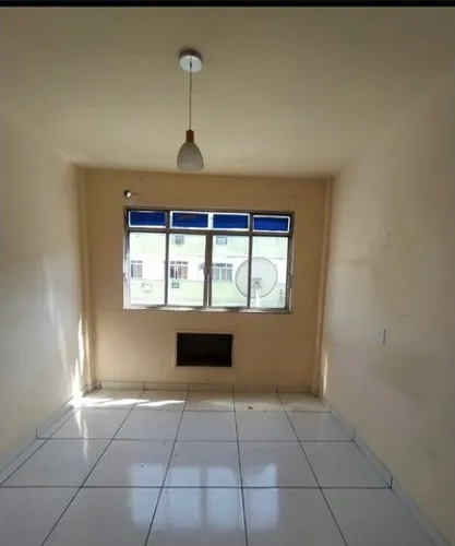 Apartamento de 2 quartos BNH MESQQUITA