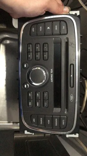 Ford focus 2011 rádio original 