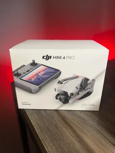Drone DJI Mini 4 Pro RC 2