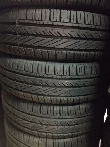 Pneus 175/65/15 TEKISTYRE remolde