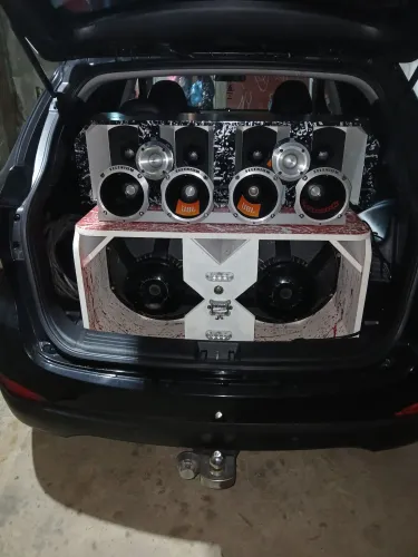 Som automotivo