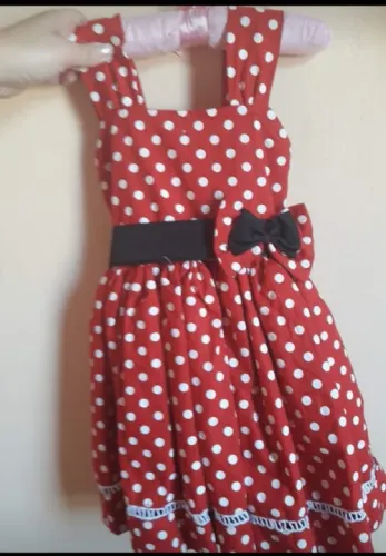 Vestido infantil poa vermelho