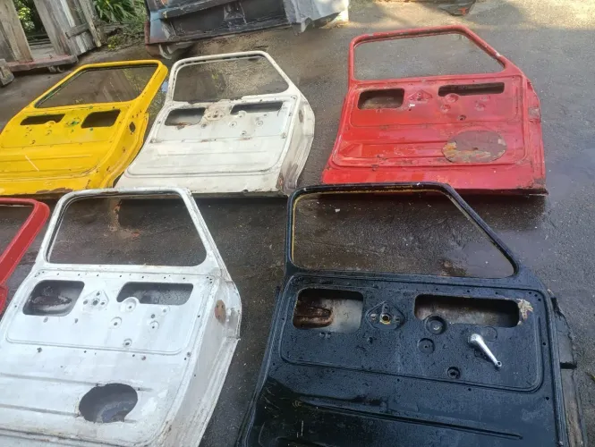 Portas de c10 c60 d10 e veraneio  de carro usadas - diversas cores
