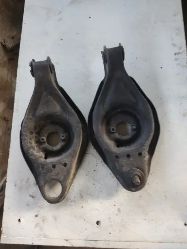 Bandeja inferior dianteira de Opala perfeita uma unidade