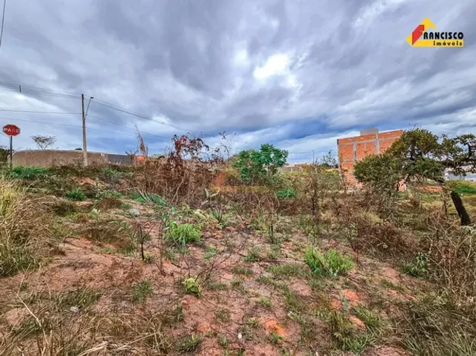Lote à venda, Lagoa Park - Divinópolis/MG