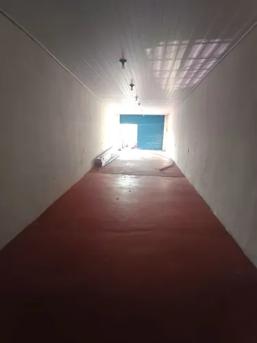 //Ponto Comercial com 68 M2 próximo à Bola da Suframa 