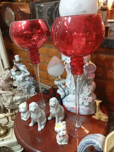 Par de Vasos Decorativos Vermelhos