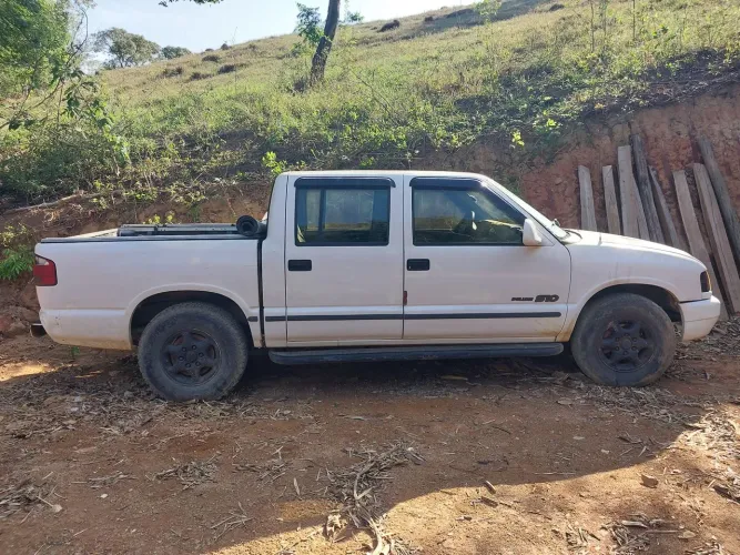 Chevrolet S10 Pick-up Luxe 2.2 EFI CD 1997