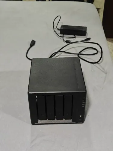 SYNOLOGY 418 PLAY (SEM MENOS)