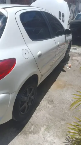 Peugeot 207 XR 1.4 Flex 8V 5P 2013