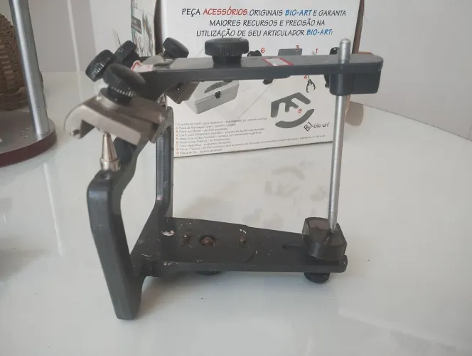 Articulador odontológico