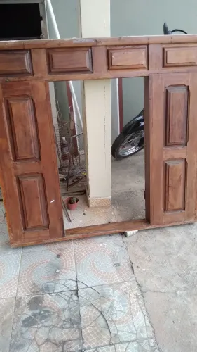 Janela de madeira- Macacauba