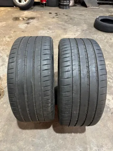 02 Pneus 265/40 ZR21 105Y XL Michelin Pilot Sport 4 SUV