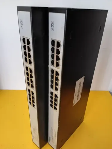 Intelbras Sf2400QR Switch de Rede QoS 200 Mbps (unidade)