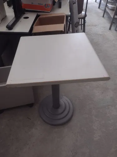 Mesa  60x60