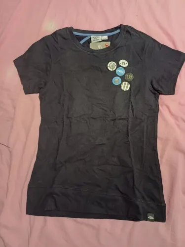 Camiseta Umbro Feminina - Tamanhho M