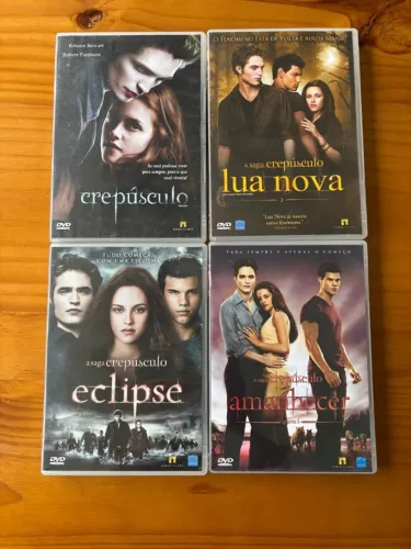Coleção Filmes em DVD - Crepúsculo / Lua Nova / Eclipse / Amanhecer Parte 1