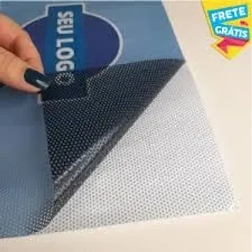 Adesivo Perfurado One Way Vision - Design Profissional e Impressão Premium