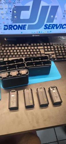 Baterias e carregadores DJI para drone Mini  Ler anuncio 