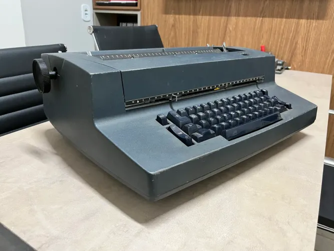 Máquina de escrever IBM