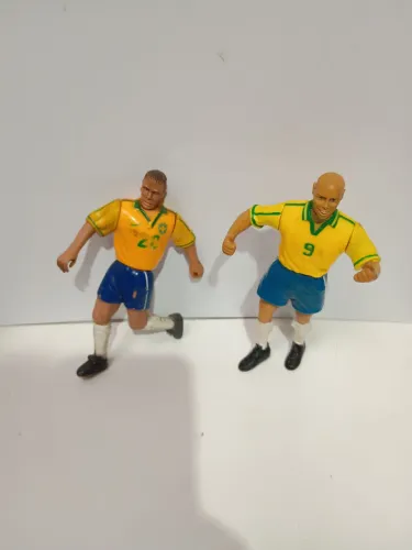 Bonecos antigos seleção brasileira os dois pelo valor anunciado
