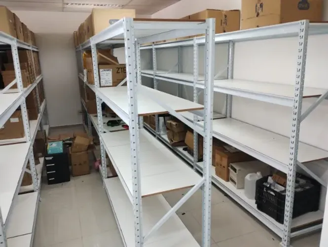Estante de Aço para Estoque 4 prateleiras 250kg por nível