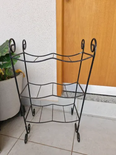 Estante para livros ,revistas ,jornais