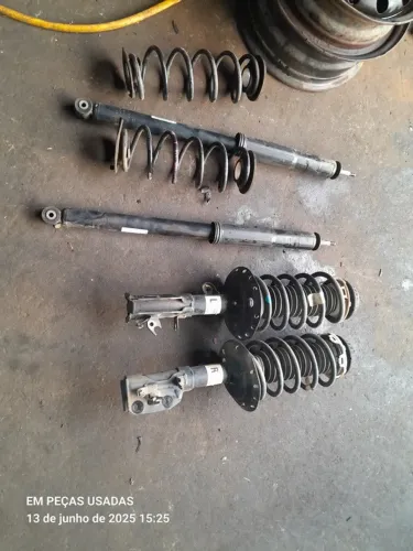 Kit suspensão molas e amortecedores Honda Fit 2019