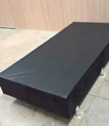 Solteiro base cama box (s/ colchão) Nova - valor com desconto 