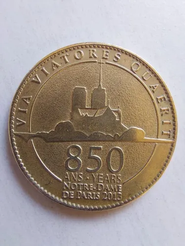 Moeda comerativa catedral Notre Dame