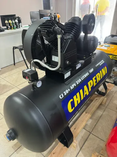 Compressor 250 Litros Chiaperini 175 psi Industrial 20 pcm - Novo/Loja