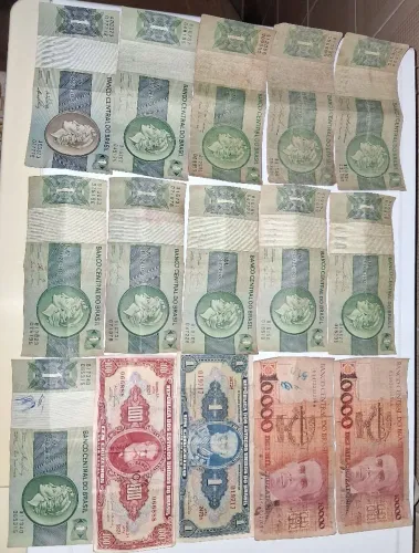 Lote de células antigas de coleção cruzeiros e cruzados 