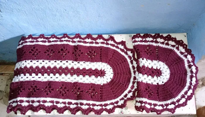 Kit 2 tapete  e 1 passadeira de crochê