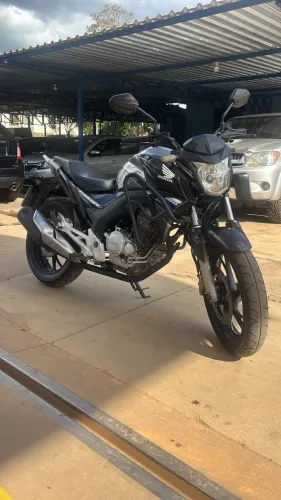 Oportunidade CB Twister 