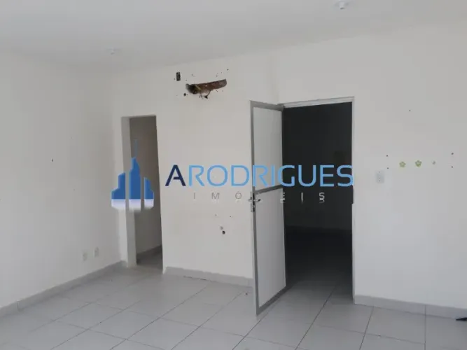 VENDE SE PRÉDIO COMERCIAL COM 12 SALAS E 3 LOJAS - BOCA DO RIO, JÁ ALUGADOS