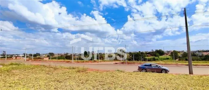 Lote à venda no Residencial Acrópole 200m² | Excelente localização