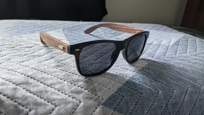 Óculos de Sol GM S7070, Hastes de Madeira Artesanais, Polarizado com Proteção UV400