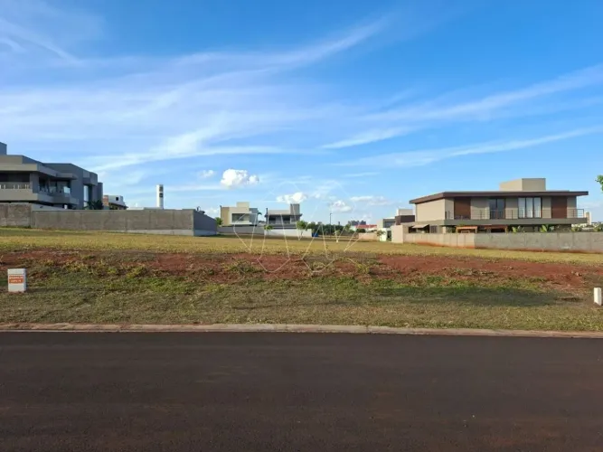 Venda de Terreno / Condomínio na cidade de Araraquara