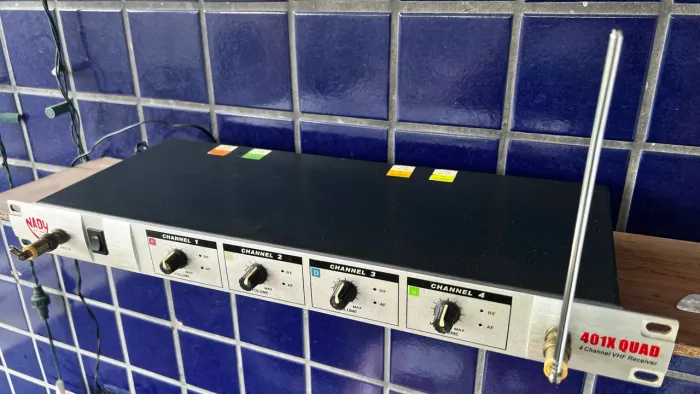 Nady 401X Quad Receptor VHF 4
