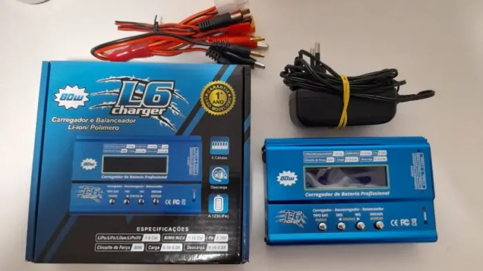 CARREGADOR L6 CHARGER PARA BATERIAS LIPO , LI-ION E POLIMERO