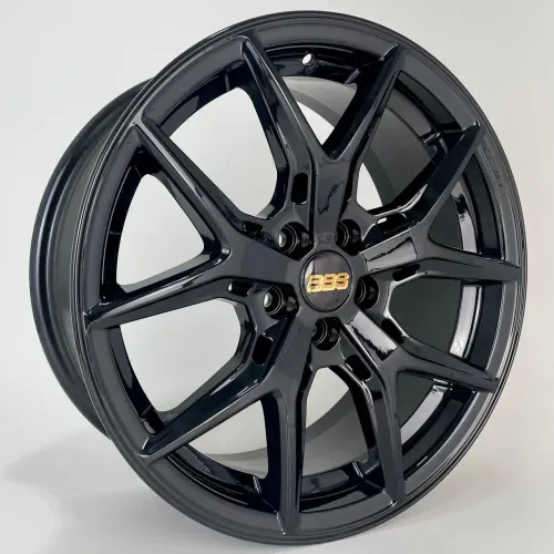 Roda aro 18 estilo Bbs Black piano 5x100 novas