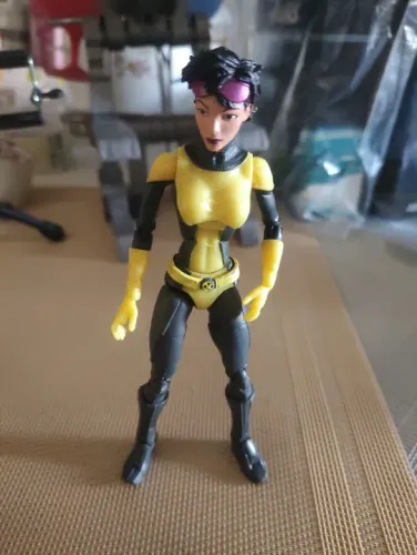 Boneca Jubileu Marvel Legends Jubilee Custom para Toybiz ou Hasbro