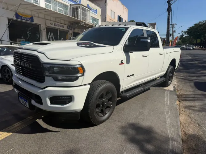 Ram 3500 Laram.6.7 Night Ed.tb CD 4X4 Die. 2024